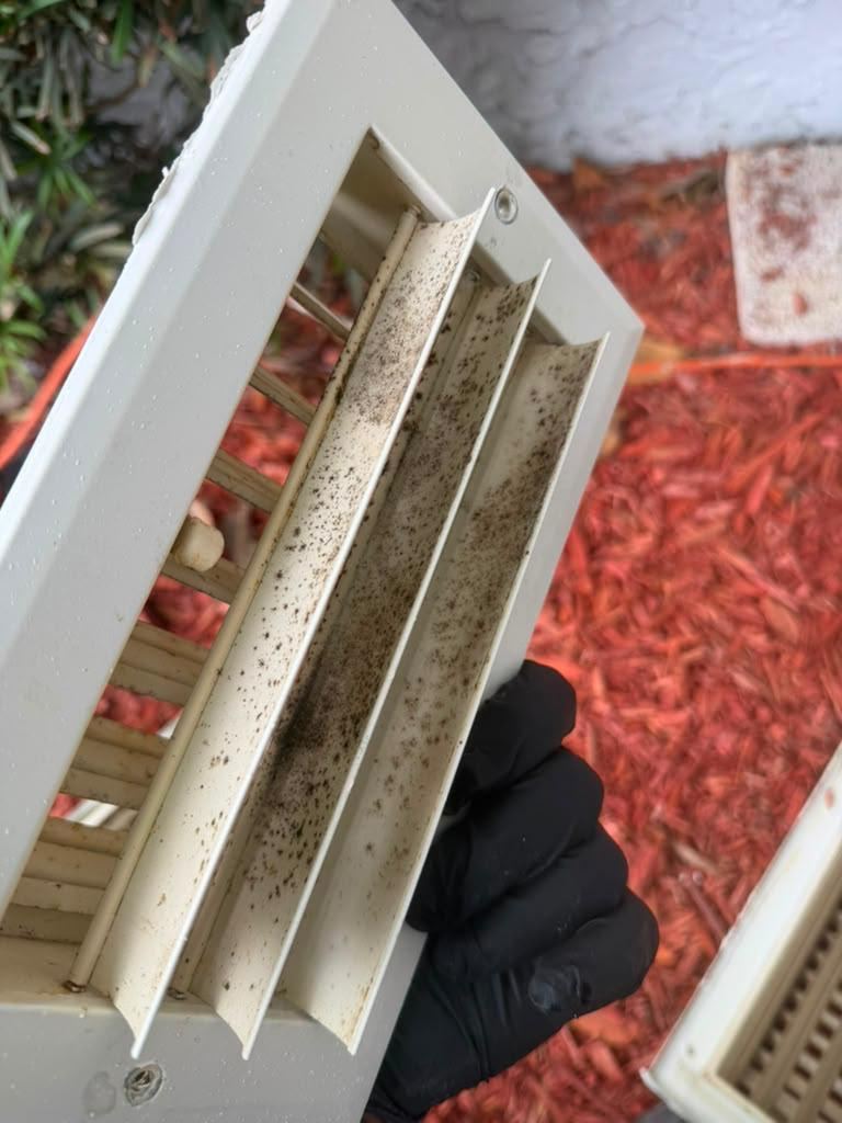 Clogged air vent before cleaning